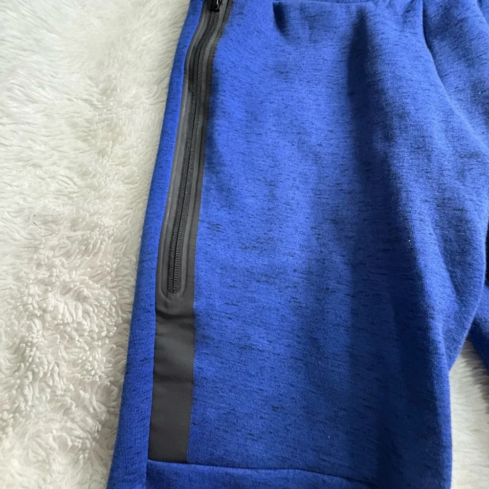Nike Tech Fleece cuffed sweatpants in blue And Black Size S